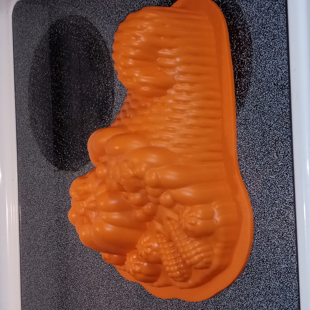 Cornucopia Silicone Cake Mold